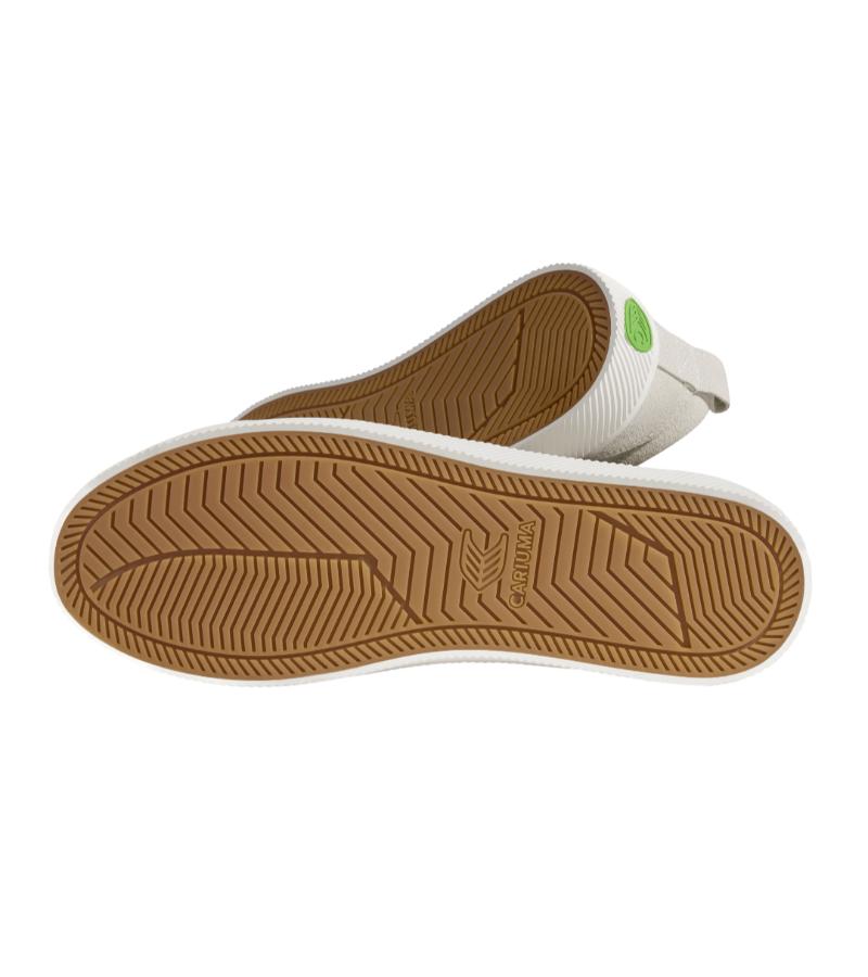 OCA Low Speedhooks Vintage White Suede Sneaker